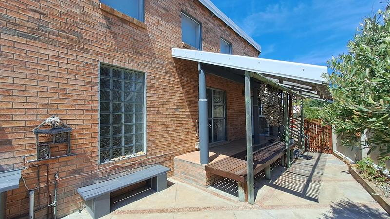 4 Bedroom Property for Sale in Jongensfontein Western Cape